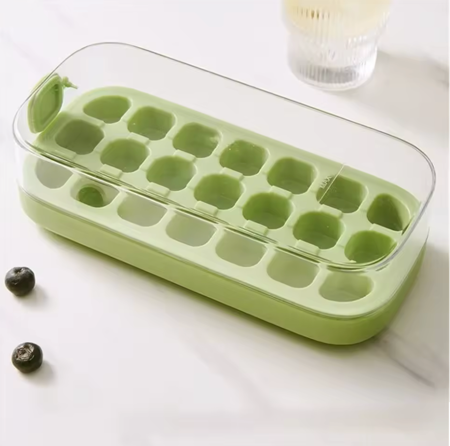 IceTight™  - Airtight Ice Cube Maker | Freezer Smell-Free Ice